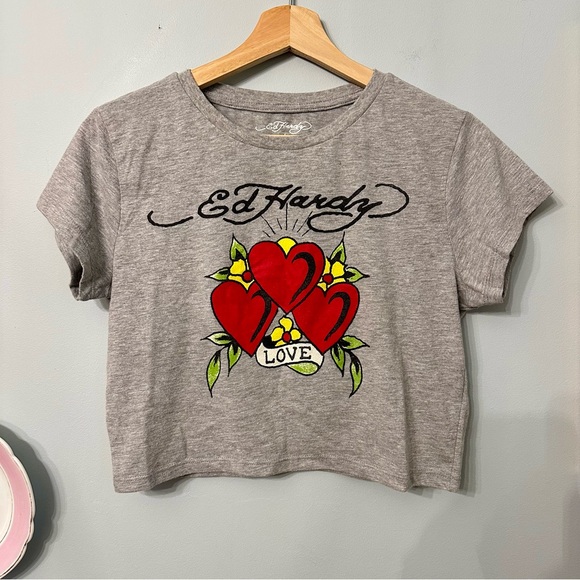 Ed Hardy Tops - Ed Hardy Gray Cropped Top Tee Y2K Love Hearts Flash Tattoo Size Large Signature